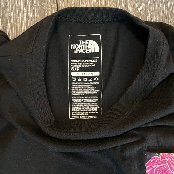 North face: T-Shirt - Picture 3 of 3